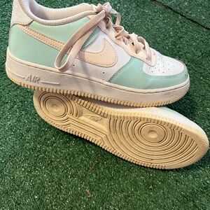 Nike Kids Sneakers - Light Green and White